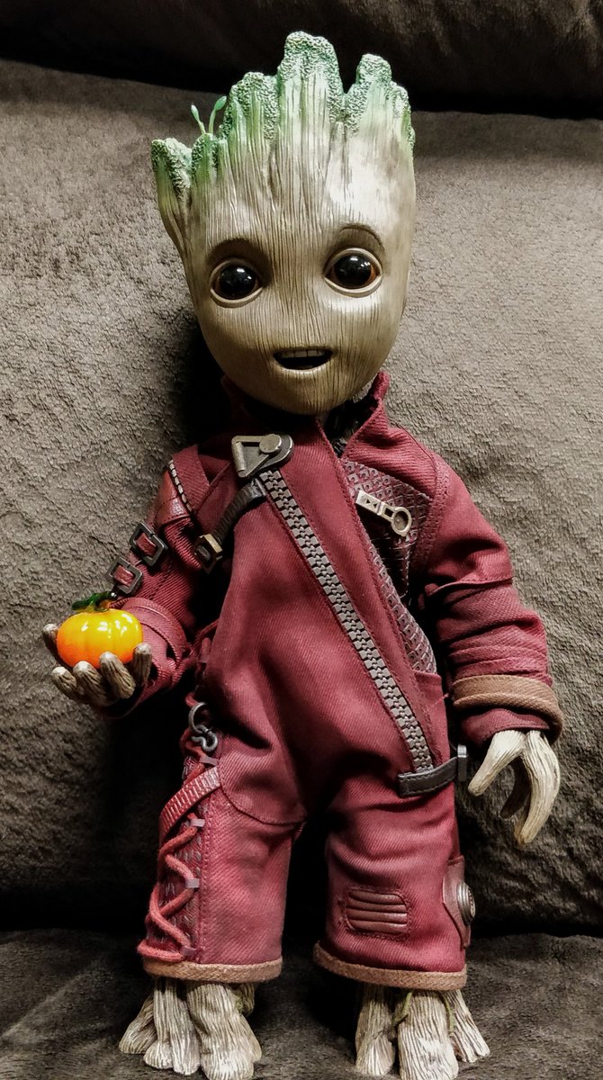 Metal_NHL_Fan's tweet photo. #IamGroot #Groot #fall #pumpkin #pumpkins #hottoys #Autumn #babygroot #GuardiansOfTheGalaxy https://t.co/FHPIPmKU8Q