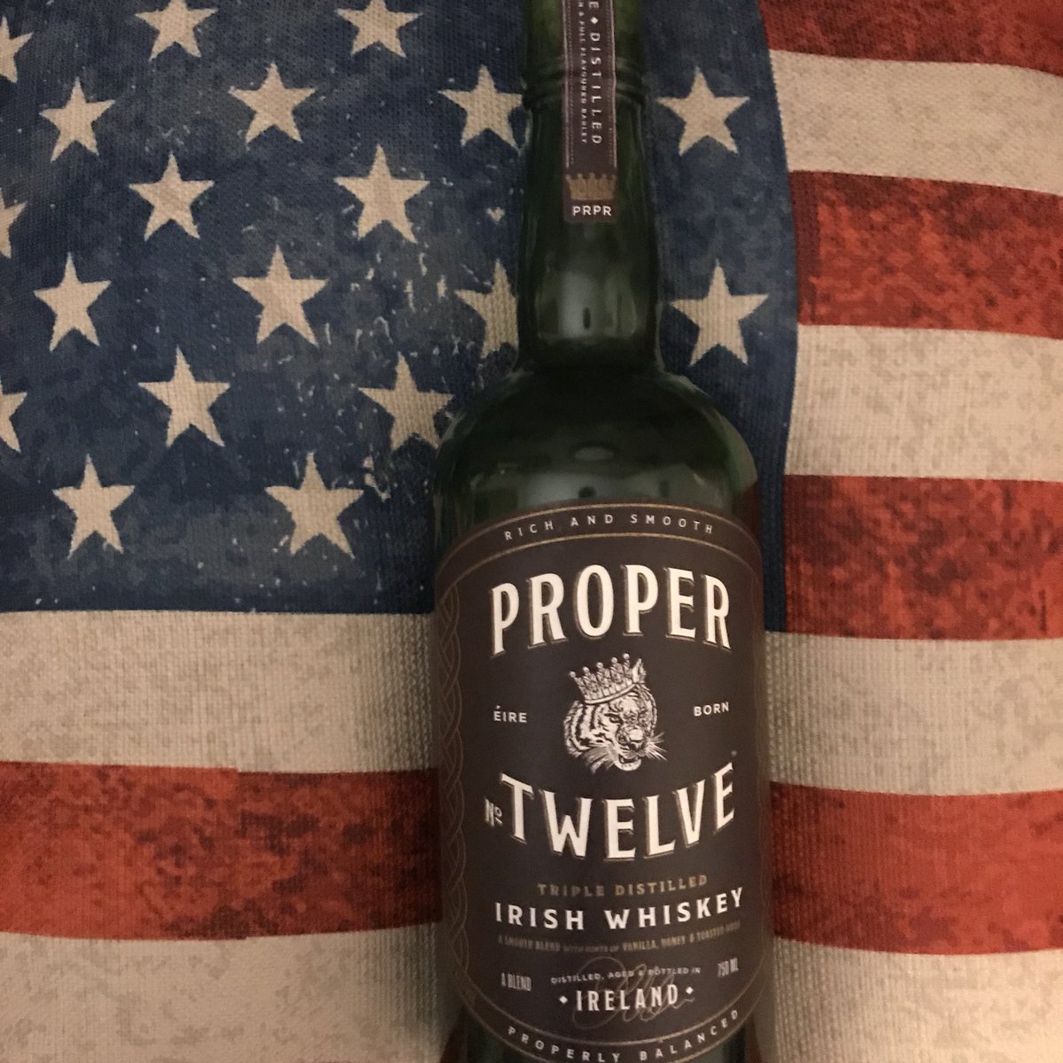 PaddyOs1's tweet photo. Rest Easy Amereica, The Craic is Just Gett'n Go'n 🇮🇪🥃🇮🇪🚀 #prpr12 #paddyos #boston #superpub @ProperWhiskey @TheNotoriousMMA https://t.co/gPwEtWfX3u