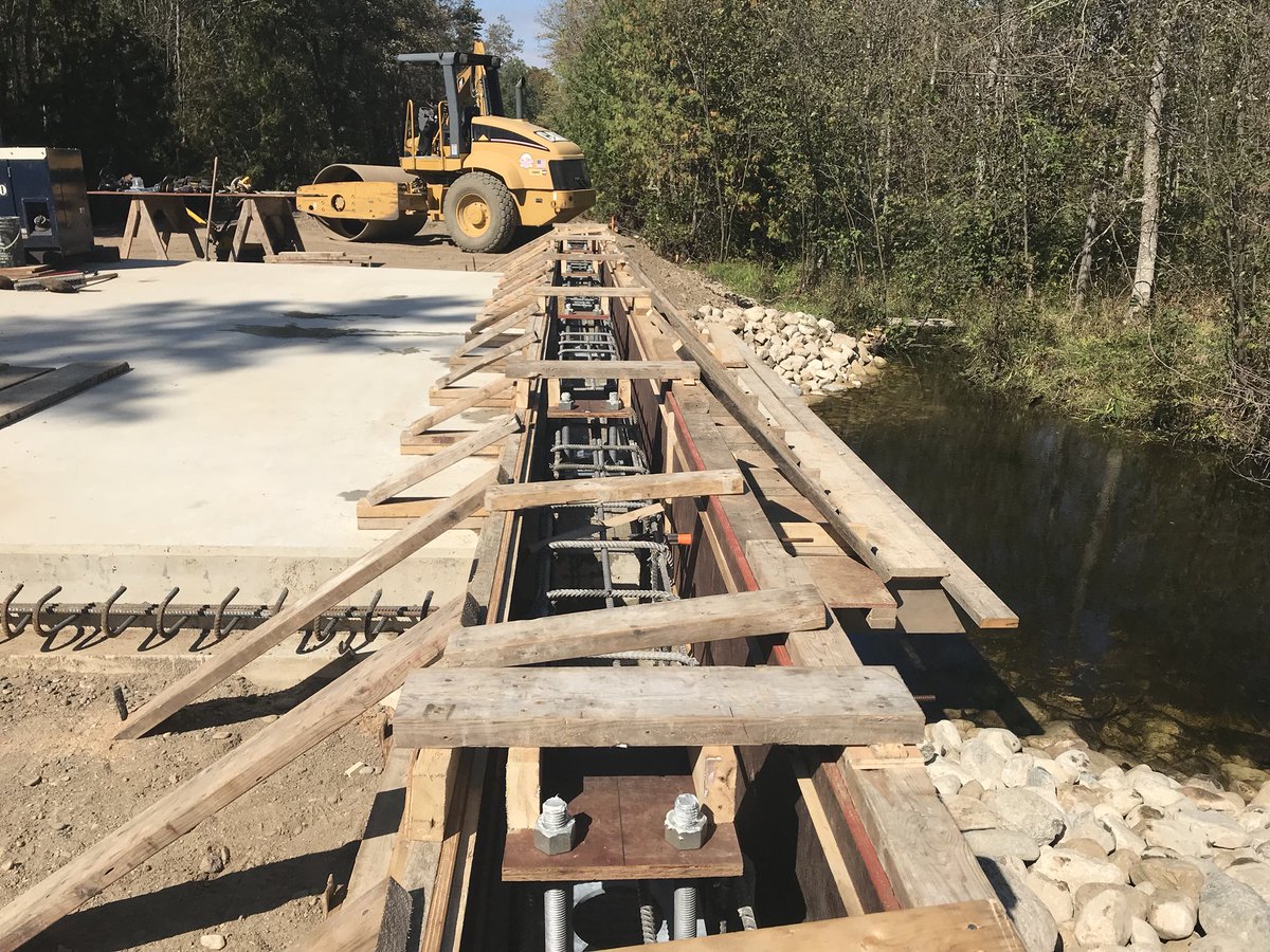 WGKellyConst's tweet photo. The curbs in Erin are now poured. We are on the home stretch! https://t.co/l6JUAYImKE