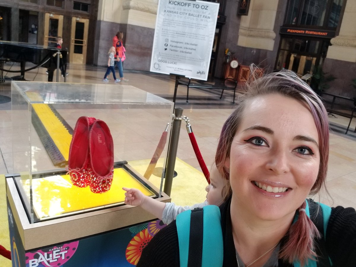 wifeofpophunter's tweet photo. @kcballet #OZsomeKC Passing on that Ruby Red Slipper love to the next generation π€© https://t.co/iKqIPDAxNh