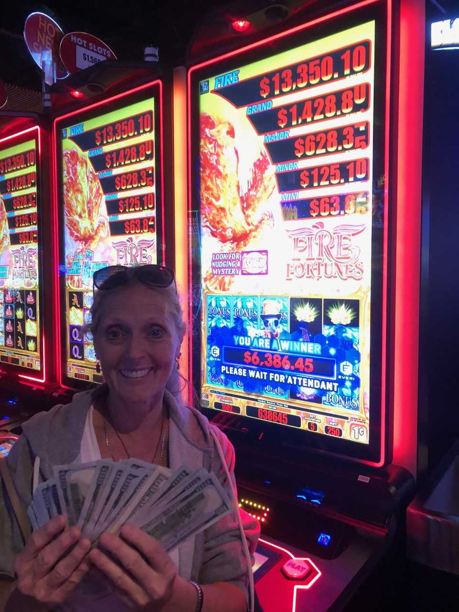 Cynthia from Cloverdale is definitely having a good weekend! 
 Congratulations on the $6,387 slot #win!  #saturdaywinner #weekendvibes #wincountry