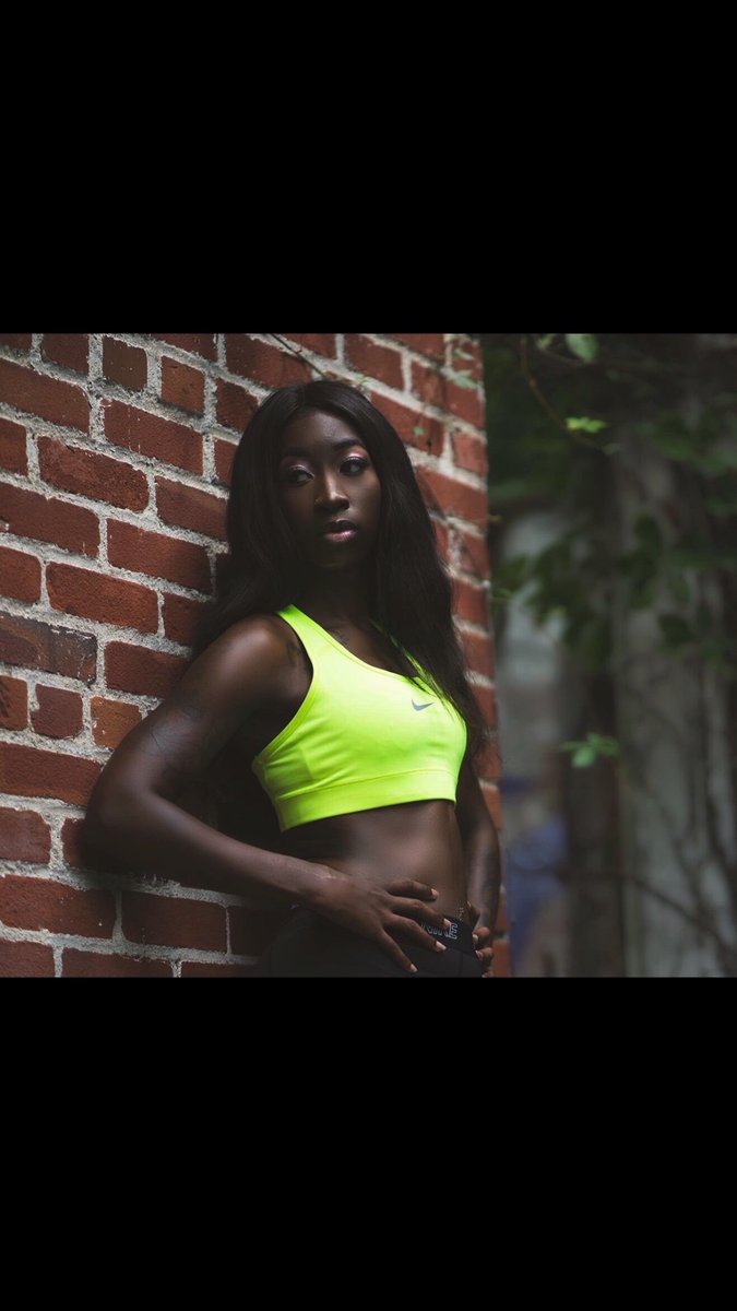 MsMills0314's tweet photo. I don’t compete for this spot I am the SPOT‼️ @nike #fitness #JustDoIt #gamodel #readytobesigned #melaninpoppin https://t.co/hBVGH6Q1aV