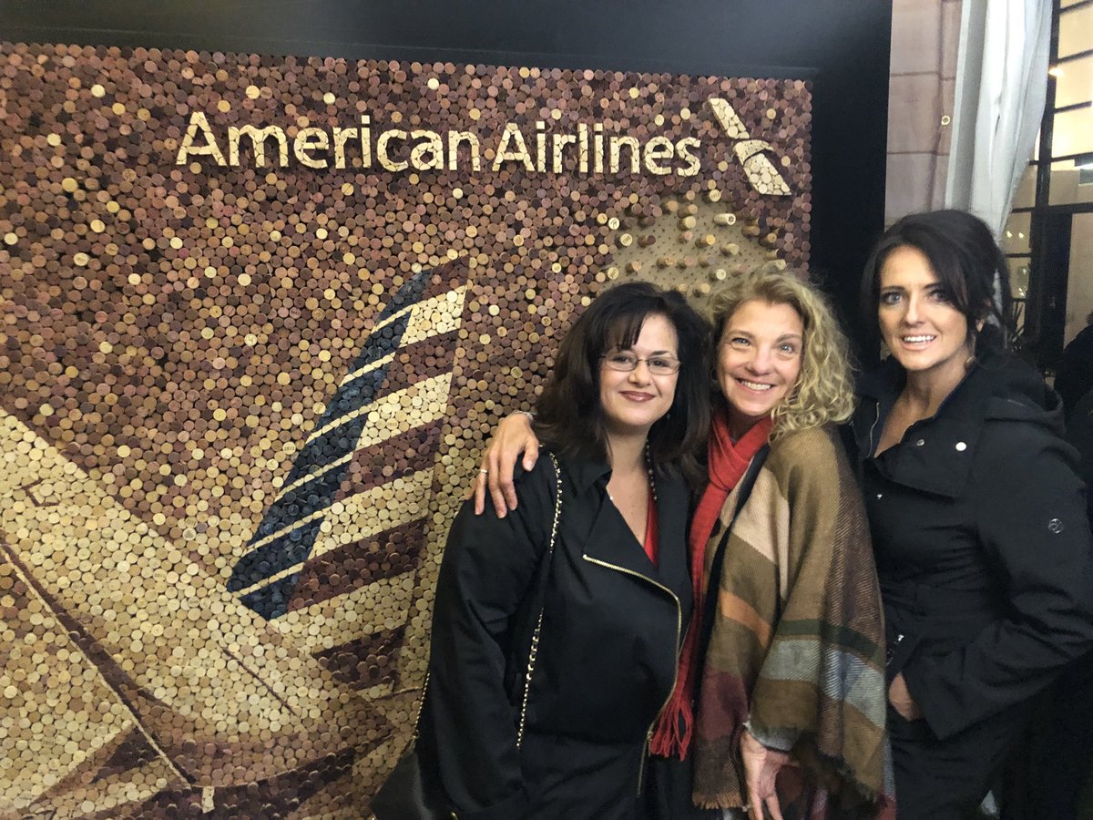 donnabrokowski's tweet photo. #aaflagship. Rocks! https://t.co/r9YJie2g0N