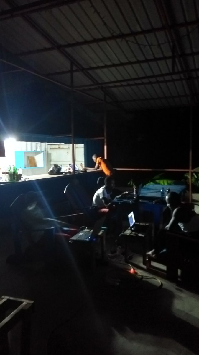 nicolas_chavent's tweet photo. =#Ayiti #OpenStreetMap #OpenData #LogicielsLibres=

#ActionOsmHaiti2018 après 11jours training @OIFfrancophonie, l'#unconference @IFHpap, le #barcamp #mapathon @FOKAL_Ayiti, actifs à #HaitiCommunitere sur #Map2EndFGM #Mali #Guinee avec @REITECH5 @WedjiL @NouvoLib #Ansly #map4ht https://t.co/CwUvsEgb2X