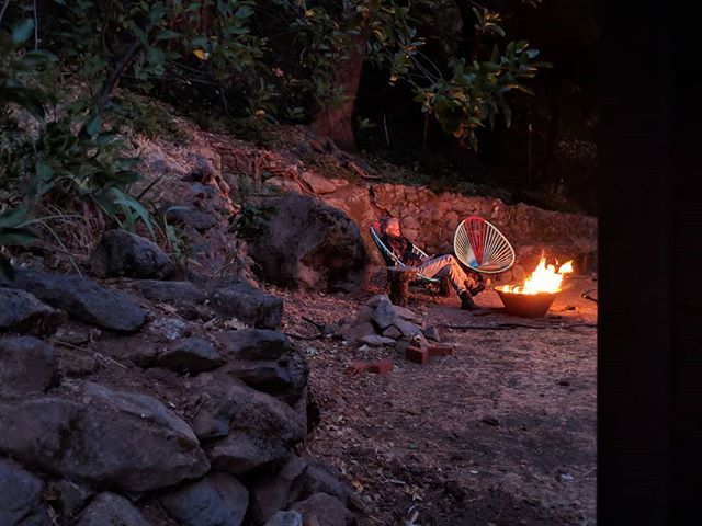 afwineworks's tweet photo. #firepit #fallweather 🍂 and a perfect, quiet moment after another long day of making wine. https://t.co/PjdgaDYH8F https://t.co/BwNpapIbJi