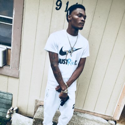 GDaii2times's tweet photo. #NewProfilePic https://t.co/jO7F7aHCMQ
