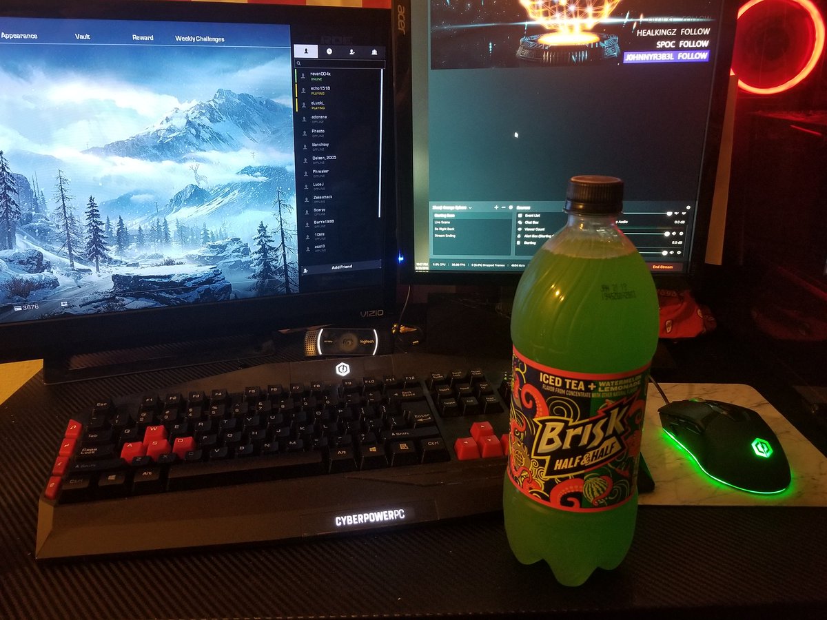 JoeForsyth3's tweet photo. Best gaming juice for a gaming kind of night😎😎😎😎 https://t.co/KaJT0Yp4RT