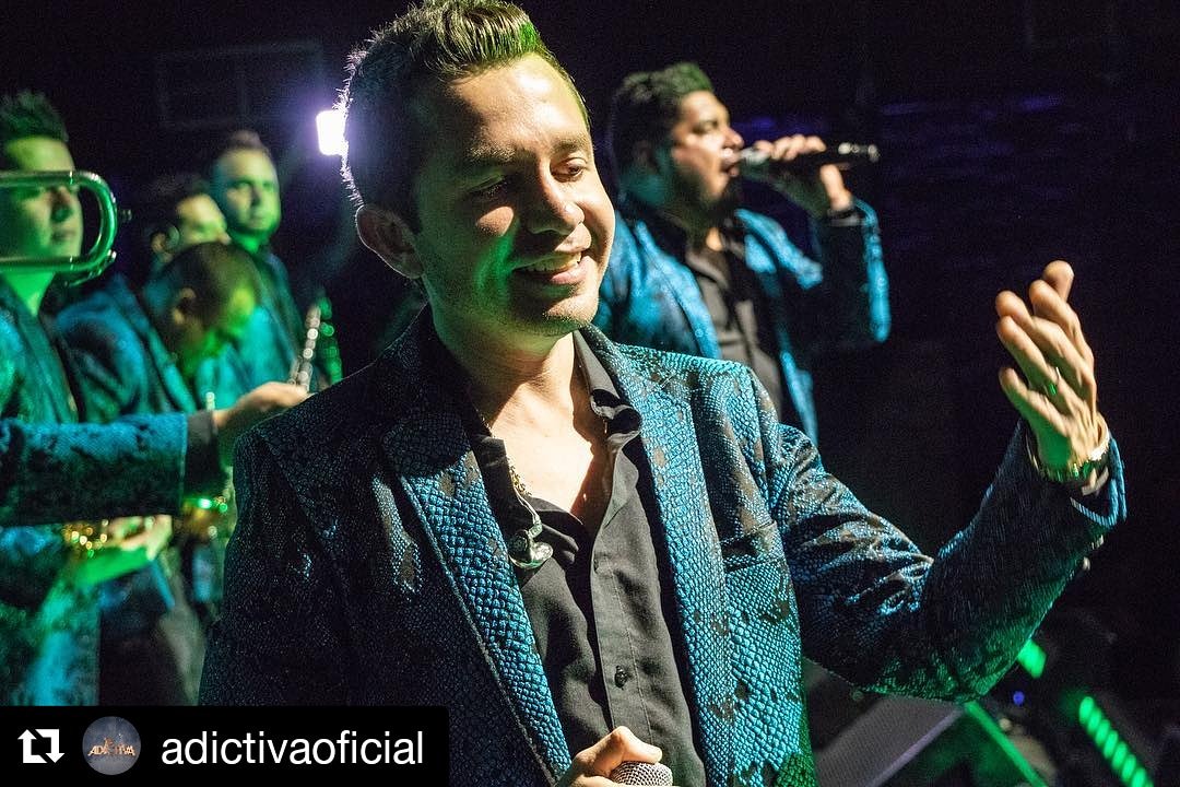 memogarzaa's tweet photo. Gracias New York, NY 🎤
#HastaPronto #LaAdictiva https://t.co/lKt1fKPHJ0