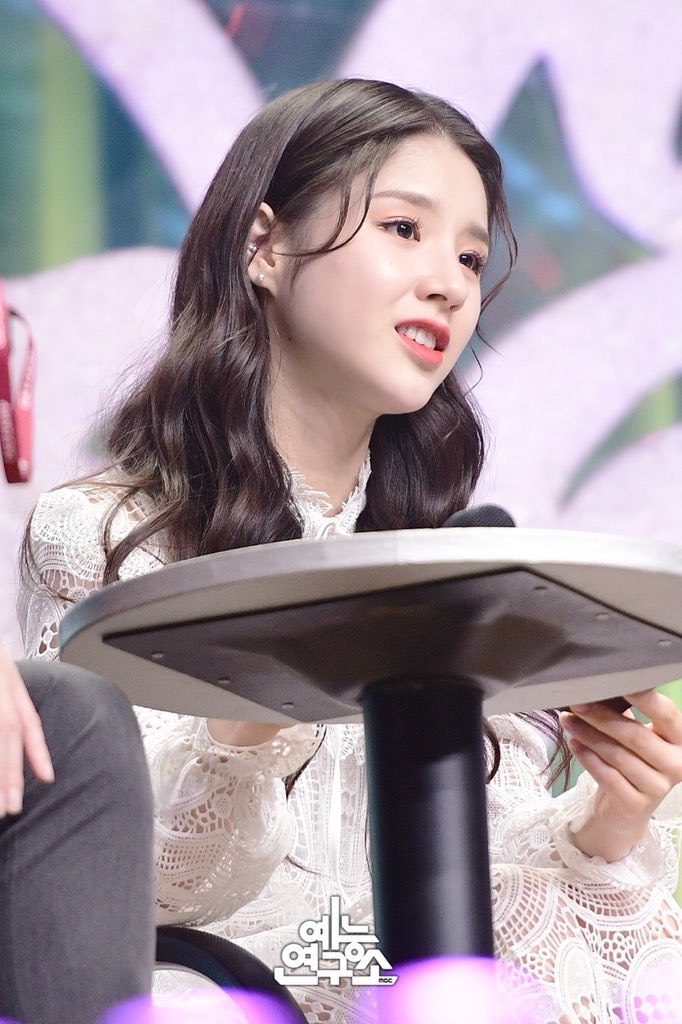 HEEJIN_TH's tweet photo. PIC | ฮีจินจากรายการ King of Masked Singer ค่ะ ออกอากาศวันนี้เวลา 14.50 น.(เวลาไทย) 🐰💕 #LOONA #HEEJIN https://t.co/hRd5nLE0cp