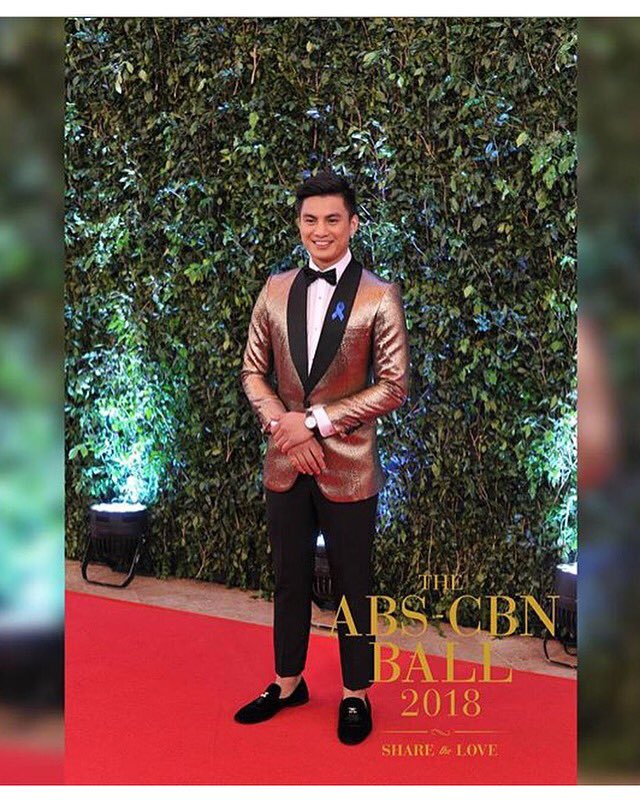 AnjoholicsILO's tweet photo. Dapper look last night ✨ 
Styled by: Ziggy Savella | @ziggysavella 
Grooming by: Cielo Medved | @carissacielomedved 
#ABSCBNBall2018  #ABSCBNBallShareTheLove https://t.co/SxQRQ6n6aI