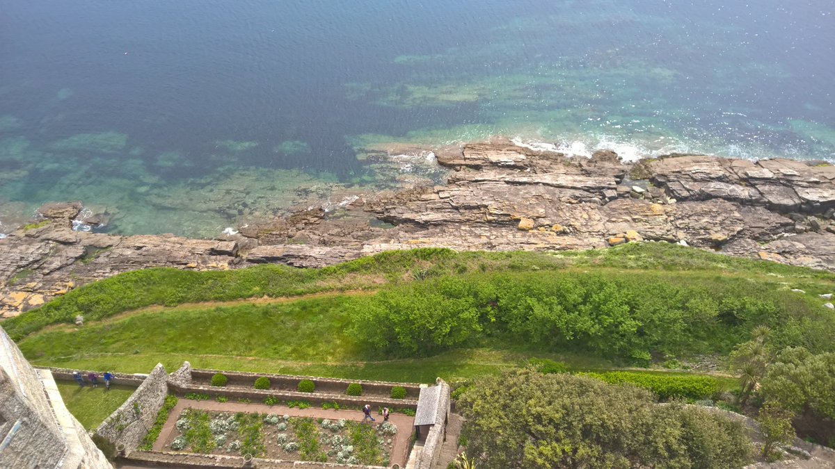 Shades_Graphics's tweet photo. @nationaltrust Beautiful place, we visited St. Michael's when we stayed in #Penzance earlier this year. Lovely friendly staff and most definitely worth a visit https://t.co/F7WcpwZQrG