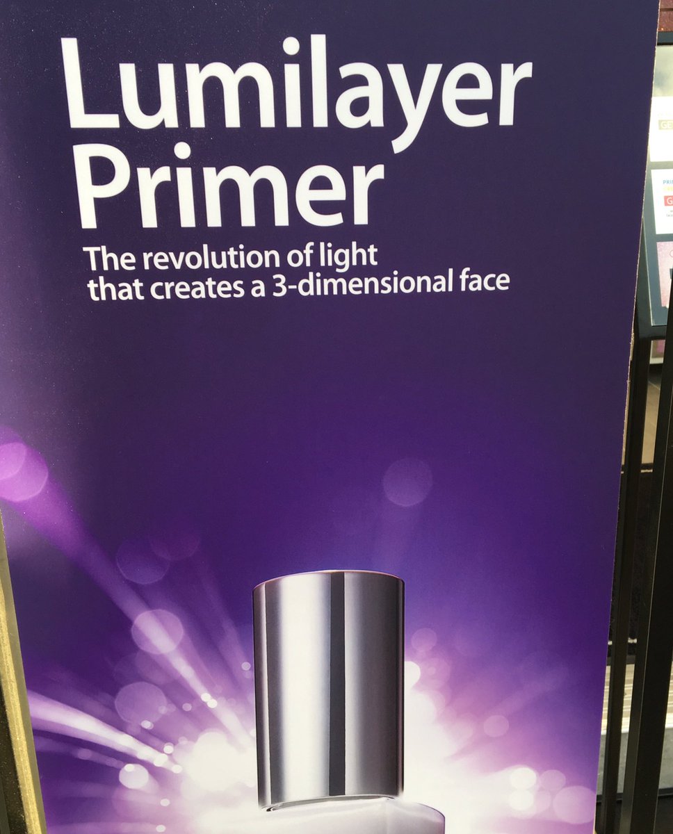 SabiChaudry's tweet photo. Expensive lotion promises...  3-dimensional face. 🧐 #copywriting #copywronging https://t.co/1r2yqAd5gt