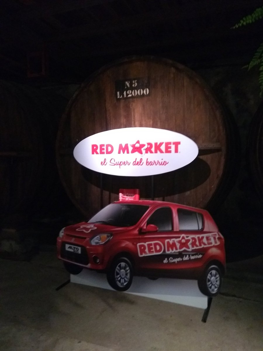 Editorial RETAIL tweet media