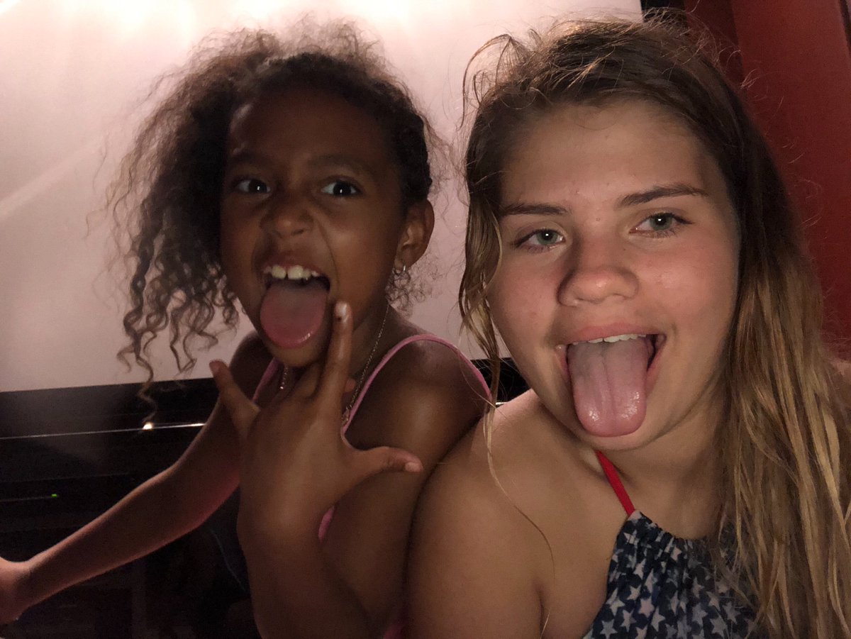KyraQuintero2's tweet photo. #girlsonfire https://t.co/cQacdhIz6V