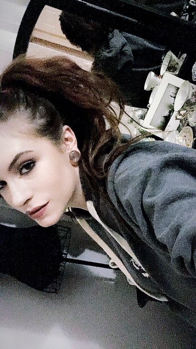 Me being me 🤷🏻&zwj;♀️ https://t.co/bPC8mUYTuR<a href="/tag/newprofilepic"class="tags"><span>#newprofilepic</span></a><a href="/tag/loveloveradio"class="tags"><span>#loveloveradio</span></a>