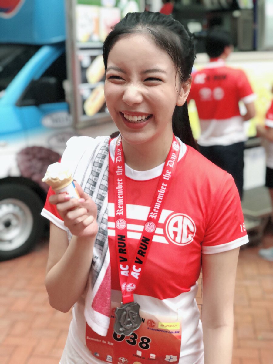 Bubblemilktea91's tweet photo. น่ารักกก ❤😍 #acvrun2018  

📸 : echohowdy

#ชานมไข่มุก 

@MookWorranit https://t.co/BkTvhse3wr