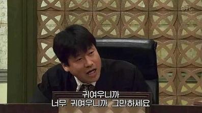 doux_eunjiwon's tweet photo. 뒷머리 방방뜬거 귀여워죽겠네 https://t.co/9uh5WEfKGw