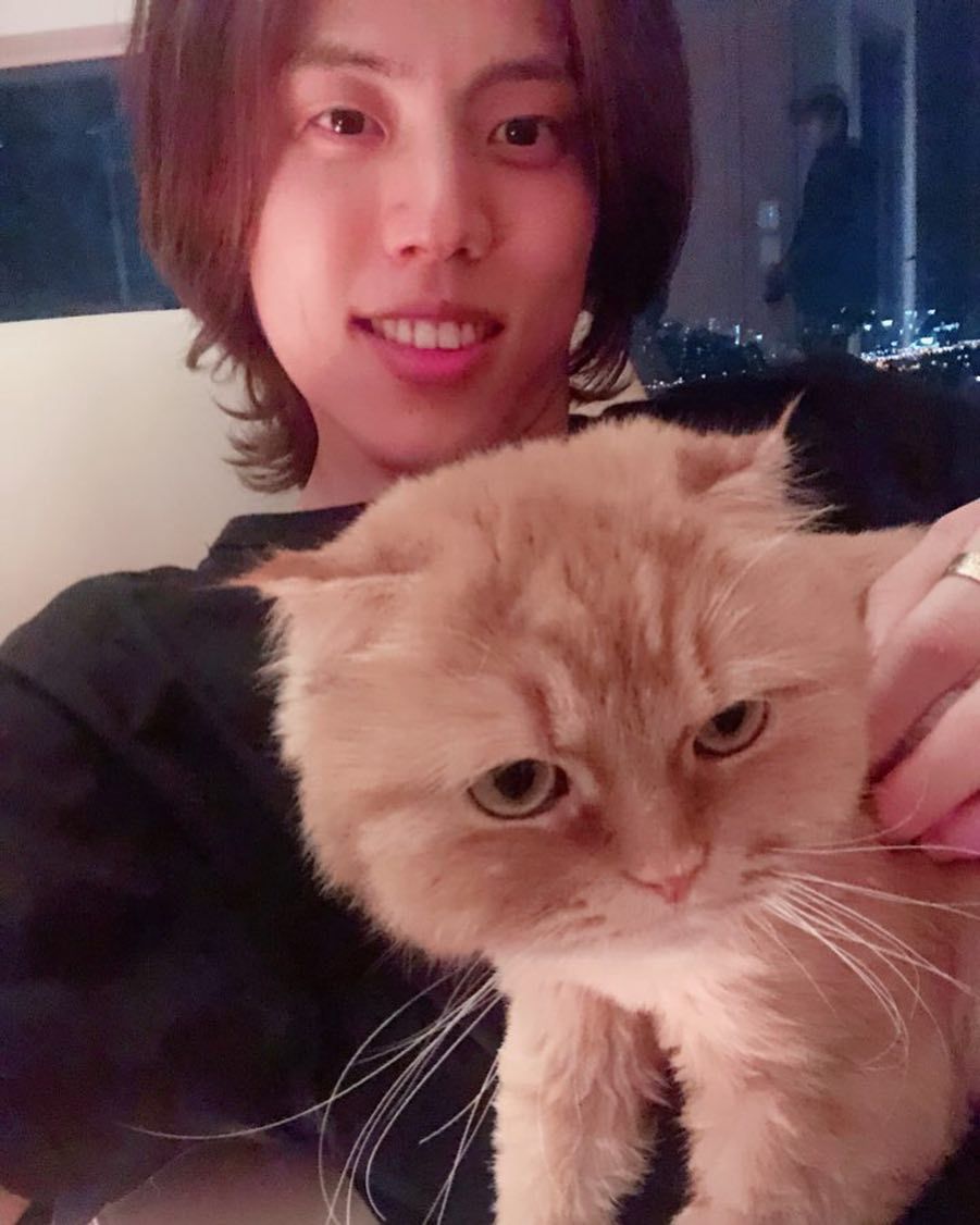 ifntinfo's tweet photo. [IG] 180930 INFINITE Dongwoo Instagram Update:

"Jigu, who doesn't resemble CEO-nim ~.~ nghah yiyeo ~.~ Even when you look through the mirror Nam-goon is handsomeㅋㅋㅋㅋㅋ ohohoh ~ see you on stage soon INSPIRIT-nims euhaehaeh"

#인피니트 #동우 #장동우 https://t.co/3L25z4BpdO https://t.co/Iie5aILsiE