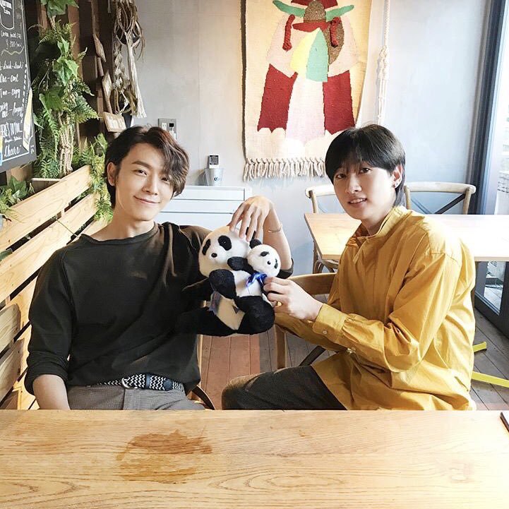 maruSUGA_BTS's tweet photo. スジュ垢そのうち作ろうかなぁ？？ https://t.co/G9q8Fnt1AG