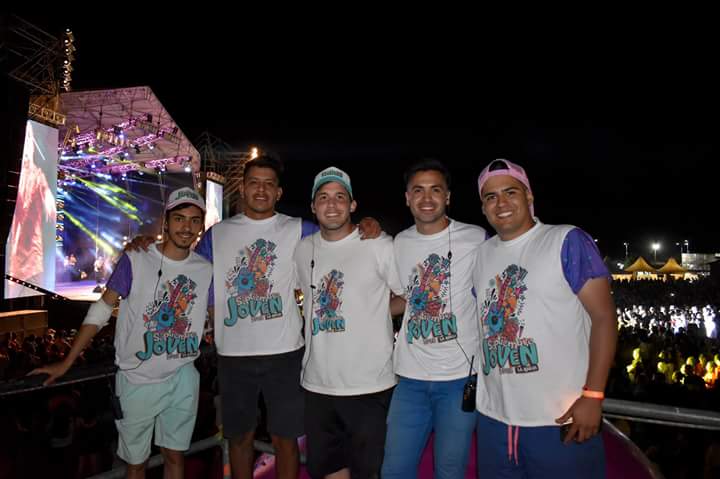 JuventudRioja's tweet photo. Les dejamos algunos momentos de lo que fue El Guachoon en #SeptiembreJoven.
--
GRACIAS por acompañarnos.
Los esperamos mañana para seguir disfrutando!
#SomosJuventud #JovenesRiojanos #ATR #Guachoon #LaRioja https://t.co/sjcUuDAf4i