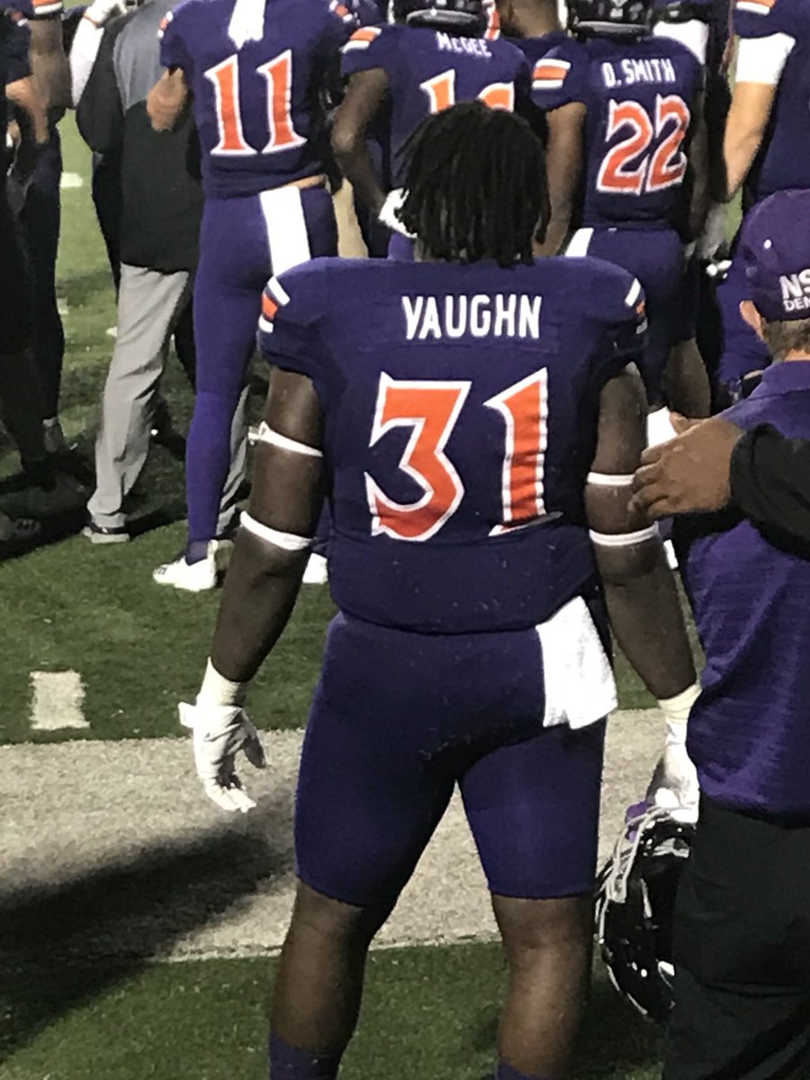 Kelli4lsu's tweet photo. Bummed about the outcome but it’s always a good day when I get to see my boy. #TEs #myfaves #getemnextweek @TylerODonoghue @k_meggz @d1vaughn #forkem https://t.co/QmTCxbyVcs