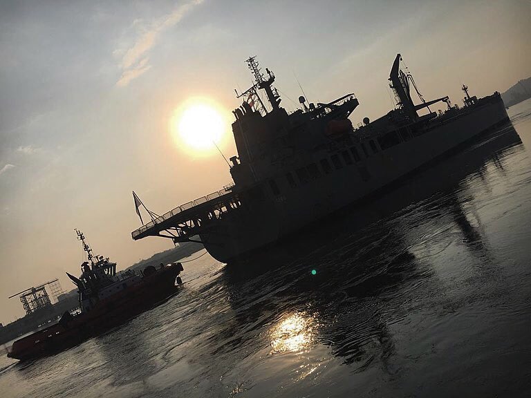 Selamat Tinggal HMAS SIRIUS. We hope you enjoyed your port visit to Kuantan, Malaysia. #navy #royalaustraliannavy #tldm #malaysia #hmassirius #YourADF @tldm_rasmi @Australian_Navy @Mawilla_1