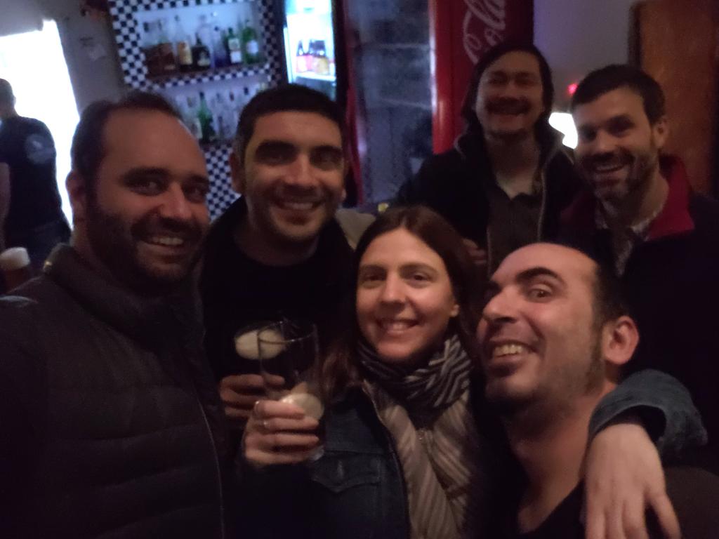 Ernesto2030's tweet photo. Cierre de la gira Patagonica de @CircodePulgas_  #Rock https://t.co/8qN8TuXJFs