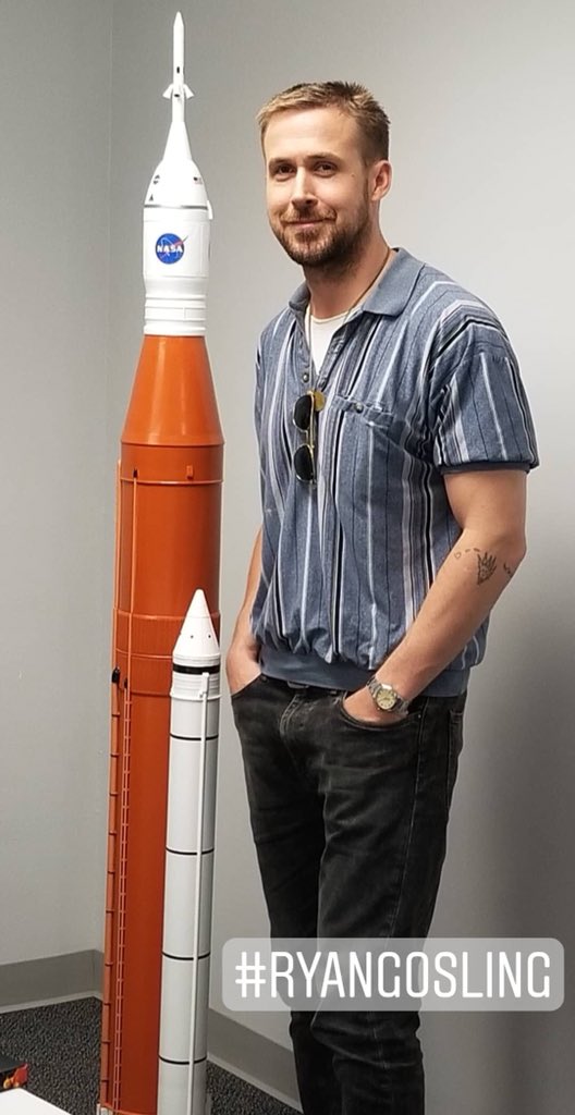 GoslingSource's tweet image. Another Bunch of Ryan Gosling 📸 taken @NASAKennedy during First Man Junkets on Sept. 29 #DamienChazelle #ClaireFoy #JoshSinger #RickArmstrong #MarkArmstrong (📸 credit Kristiengijbels, jaderecuts and kinokirpi)