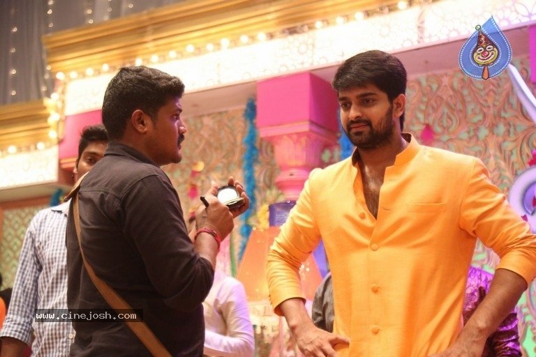 iam_likhitha's tweet photo. Enjoyment ante ila undali 😍 @IamNagashaurya song lo ne intha enjoy chesavante inka shooting spot lo ammo 😜😍 shaurya 💘😘❤ #dholbaje most fav song 🎶🎼 @ira_creations @yaminibhaskar68 @ActorKashmira https://t.co/76jcGyaLps