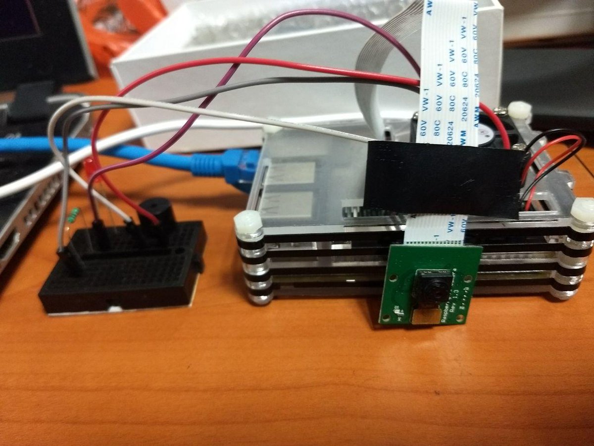 unorthodox_raja's tweet photo. Solving the issue of Solid Waste Segregation using the technologies of Raspberry Pi and pi cam... @dialstudios #CodeKovai #TiEHackathon2018 https://t.co/3gXRujw9lu