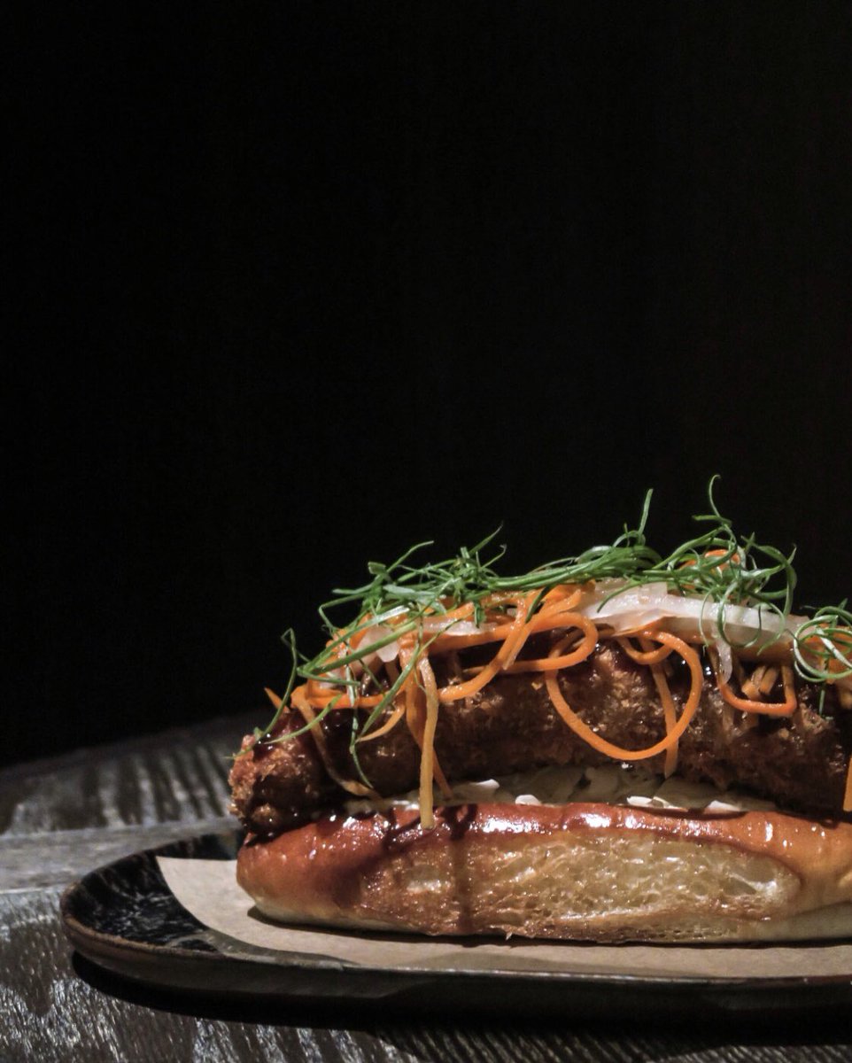 PDTHongKong's tweet photo. #ImAfan of Nippon Dog! #PDTHongKong now opens on Sundays, see you tonight! (Photo: IG @ thewanderingchopsticks) @PDTHongKong @MO_LANDMARKHK @MO_HOTELS https://t.co/ePPXUClbzZ