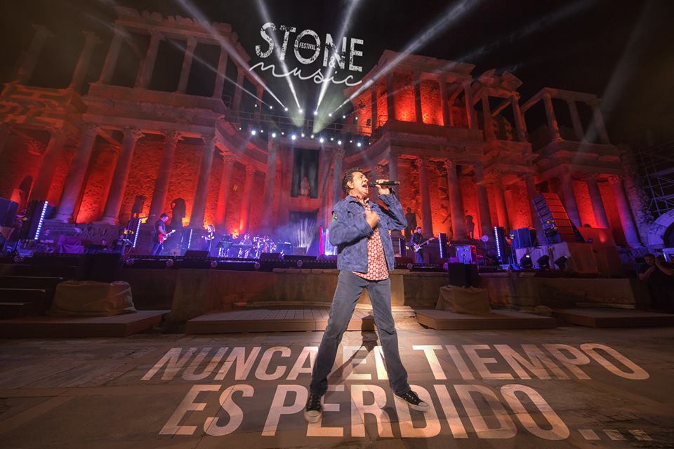 manologarciacia's tweet photo. Manolo García en el Stone and Music Festival anoche. GRANDISIMO!
#ManoloGarcía #Gira2018 #GeometríadelRayo #StoneAndMusic #Merida
@STONEandMUSIC https://t.co/akVxxmtHe2