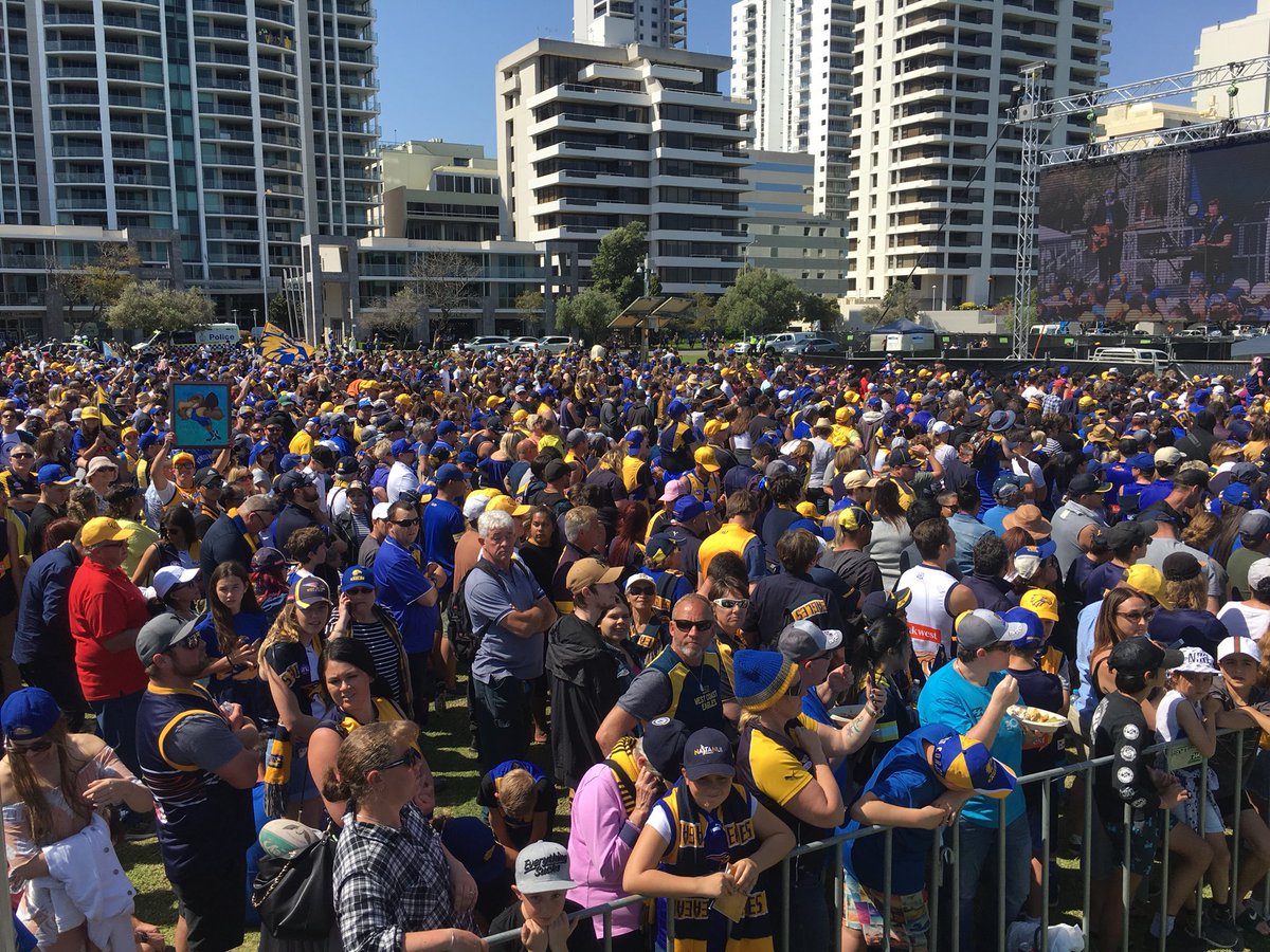 Rob7Scott's tweet photo. If we’re not up to 50,000 yet we are close! #welcomehomepremiers #wce18 @7NewsPerth https://t.co/agW2F8j7x5