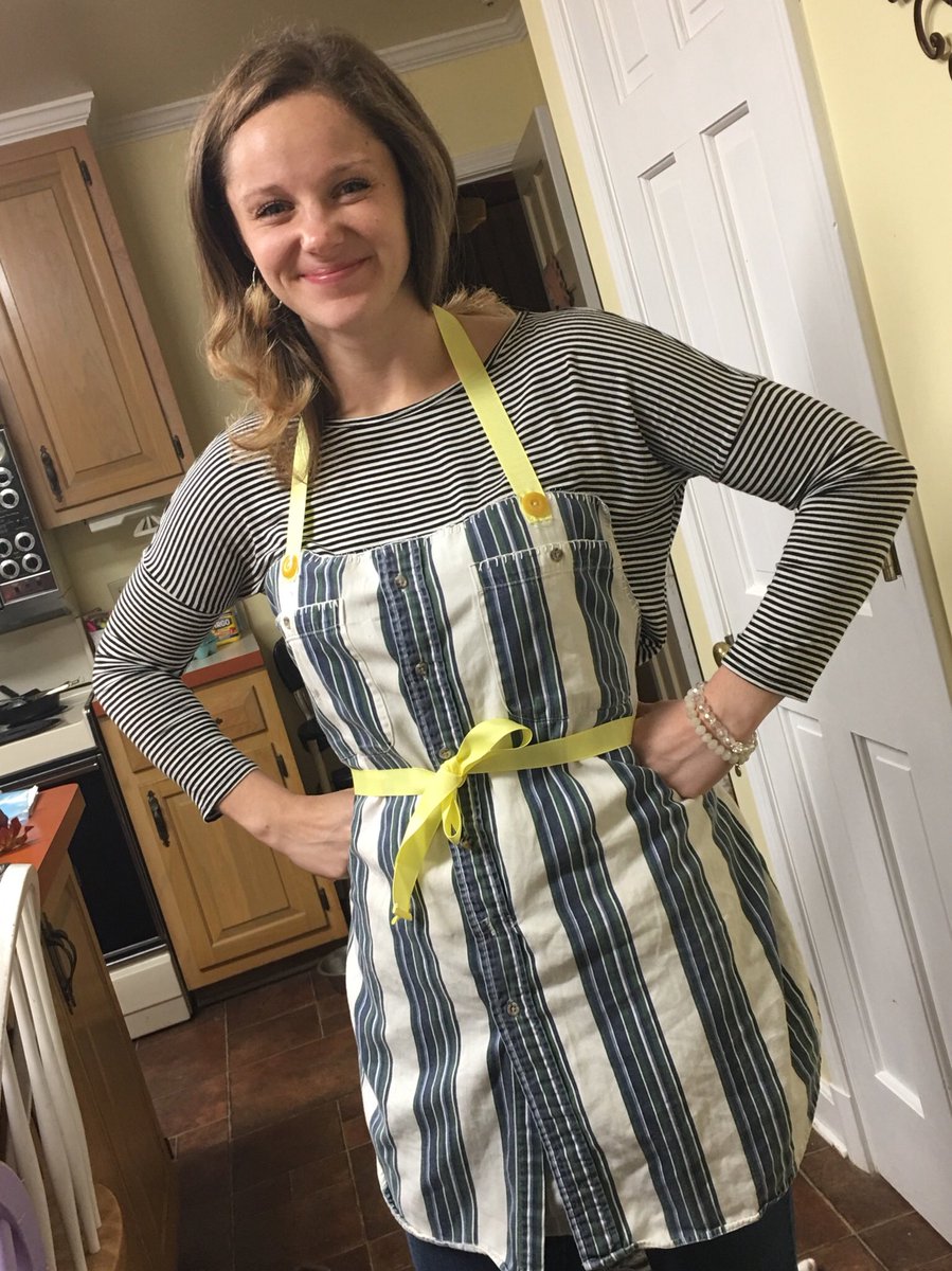 d2_mrs's tweet photo. What to do when you need paint aprons to protect student clothing, but you’re out of classroom spending $ &amp; hubby says no more HOME spending $? You make your own out of his shirts! Now if I could just make an iPad... #HCGCTEAMGT @HCGCmagnet @MSD_Patriots https://t.co/RdcVW4oofS