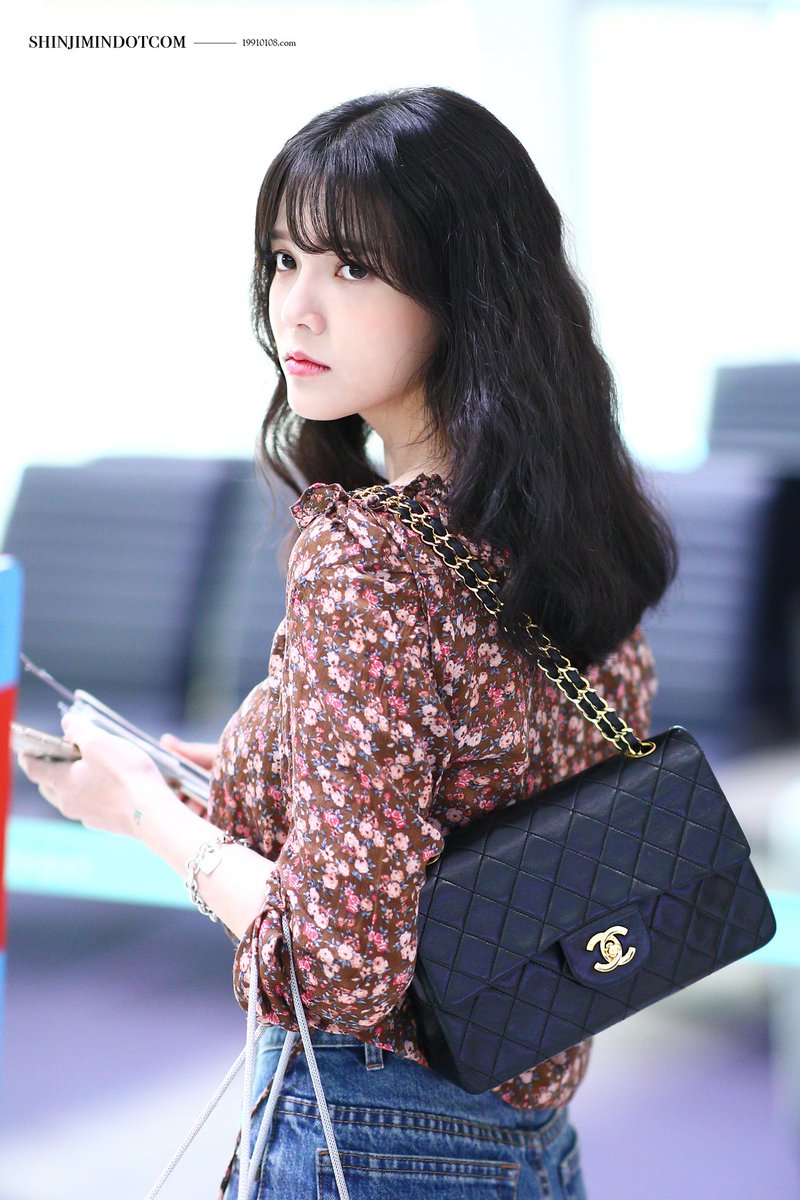 SHINJIMIN_COM's tweet photo. 180927 AOA 지민 인천공항 출국

https://t.co/GcEY64ZoCK

#AOA #지민 #신지민 @Official_AOA https://t.co/6wAvYXm8el