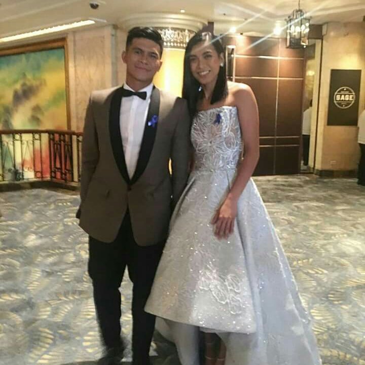 AmorJesca's tweet photo. Mr @kieferravena and Mrs @AlyssaValdez2
RAVENA !! 💙💙 LoveLove ko 'to.. 😘😍

#NewProfilePic 
#ABSCBNBall2018 https://t.co/m2FqfG1dVd