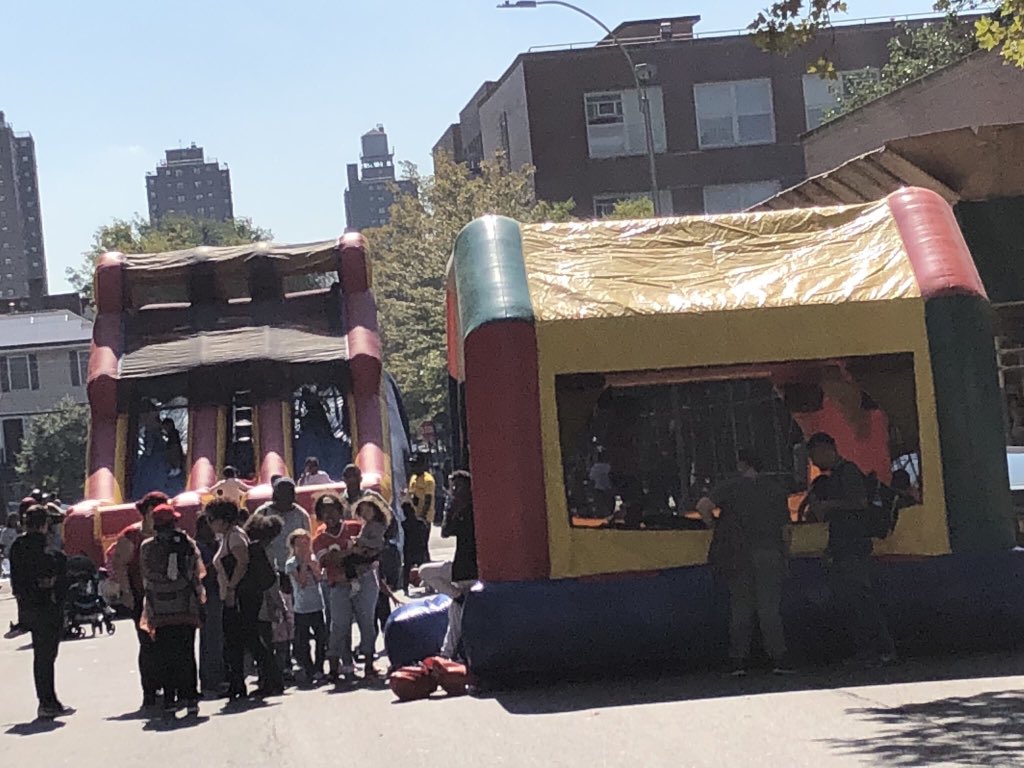 BPGibson2025's tweet photo. This yearβs First Annual Community Fair hosted by @PrincipalFarid @Dunbar_MS301 was a huge success. A beautiful afternoon with our students and families. Great job Principal Farid & Team. Always a pleasure supporting events to enrich our community and partnerships. #BX
#CSD8 https://t.co/ATs8undFBn