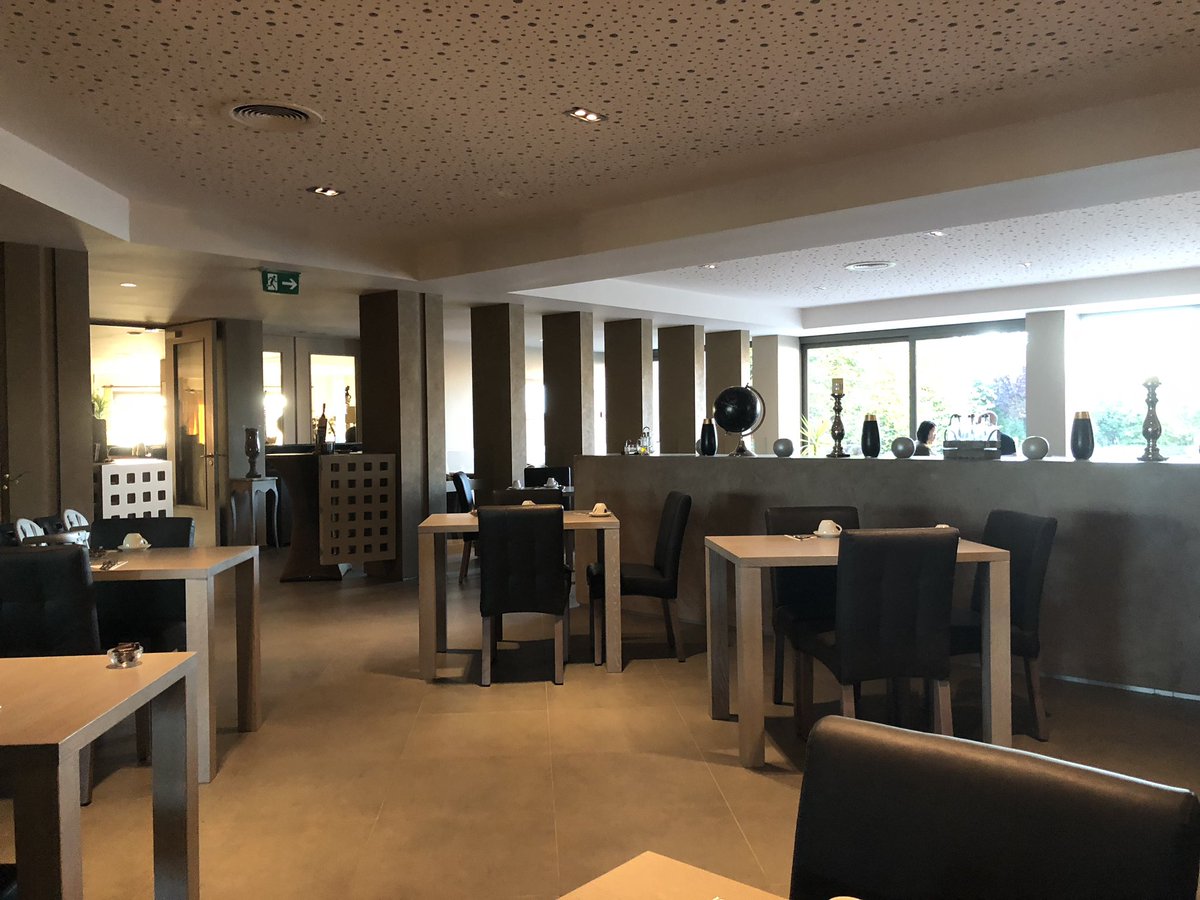 WFA_Education's tweet photo. My first visit to Hotel Callecanes in Watou, a short drive Poperinge. A beautiful hotel, stunning views to the rear of the hotel and lovely staff. Certainly recommend this to visitors to Ypres. https://t.co/MuRO15WUlO