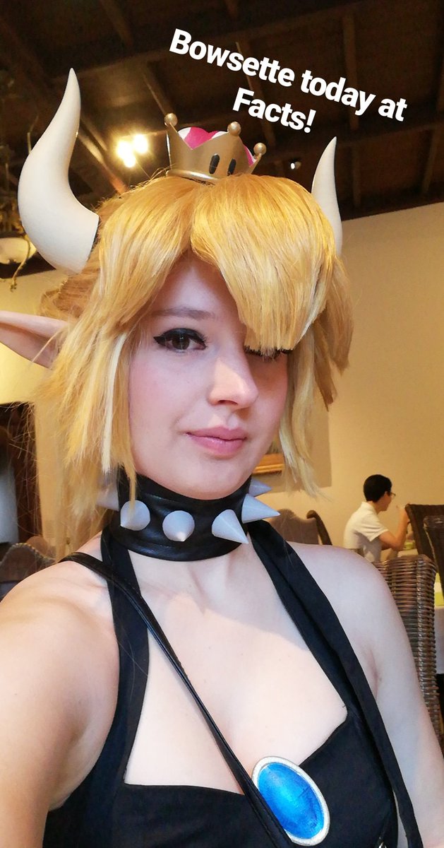WillowCreativ's tweet photo. At Facts belgium #bowsette #facts #factsbe #FACTSConvention #facts https://t.co/mpAaRxaclR