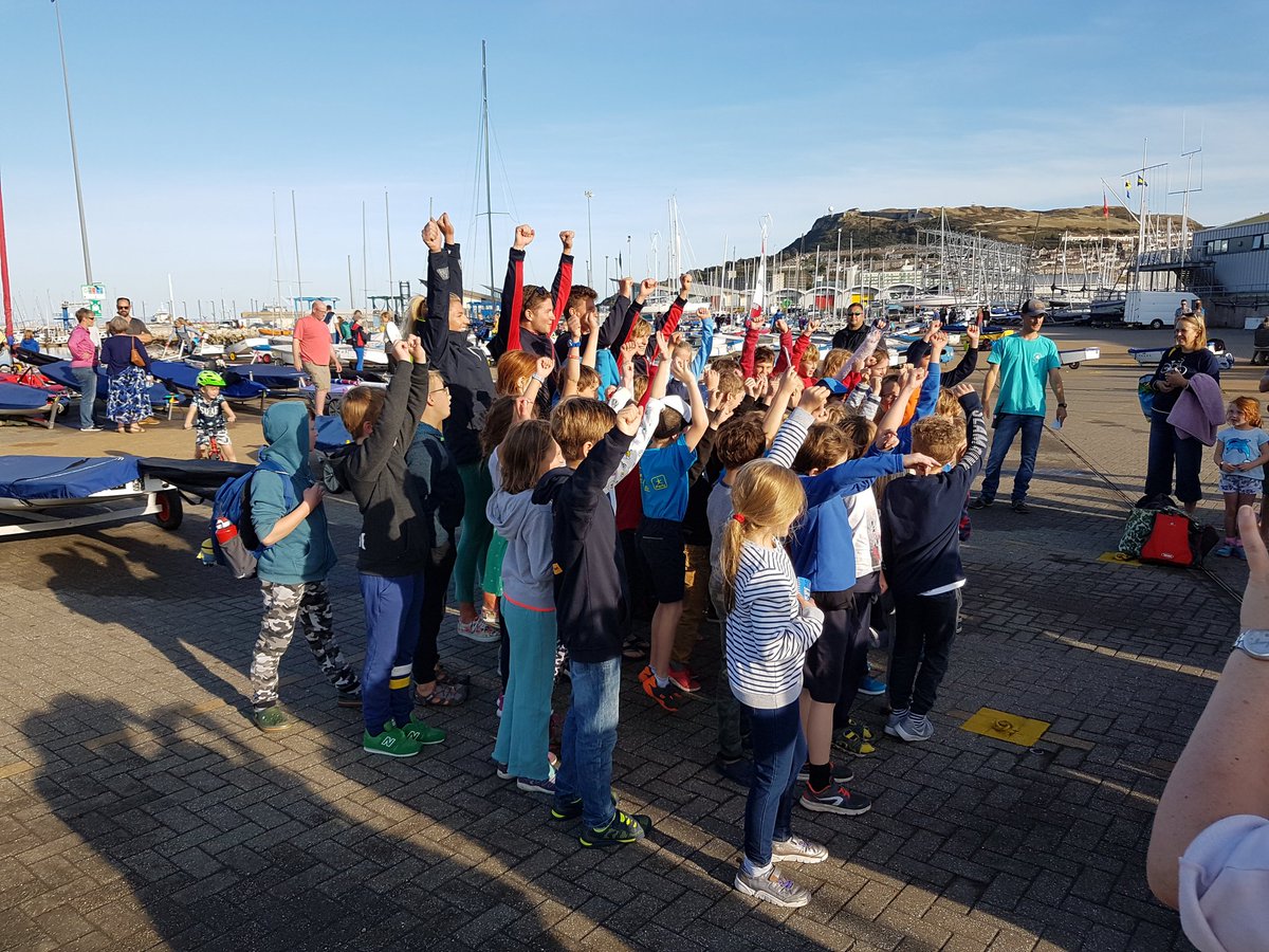 ClaireFiltness's tweet photo. Amazing day at @WPNSA for #RJC2018 in the onboard fleet. Thanks to the @ASWCentres coaches for making it so much fun! Inspirational for young sailors. @RYAYouthSailing https://t.co/nLKLpa7DZ9