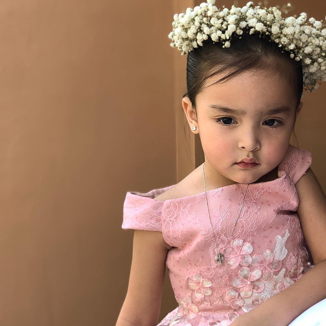 ZDantesFanSite's tweet photo. dongdantes : Contemplating if she should walk or not. 😂 https://t.co/Csm0IP26v5 #irWINstheLADY https://t.co/RLdtqqR7sH