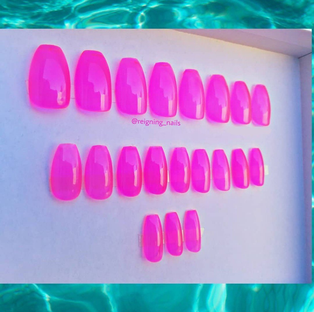 reigningnails's tweet photo. 💖Pink Jelly Nails!!💖💕 💋ENTIRE STORE IS 35% OFF! Now until Sept. 30th 11:59 pm ➡️https://t.co/Z9WgjTGIgi⬅️

#nails #nailstagram #nailart #nailsalon https://t.co/MUBaMY47Y6