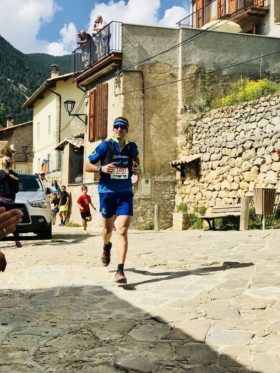 PedraforcaBTT's tweet photo. Gran dia a #gósol #trail @UltraPirineu @suunto @AjGosol #carrersdegent #carreraincreible #setembre2018 #undiamoltdiferent @pedalesdelmundo @catexperience @CavallsdelVent #refugis #llocsunics #finslanyquebe ☀️🏁📸 https://t.co/LdAtw6Xfin