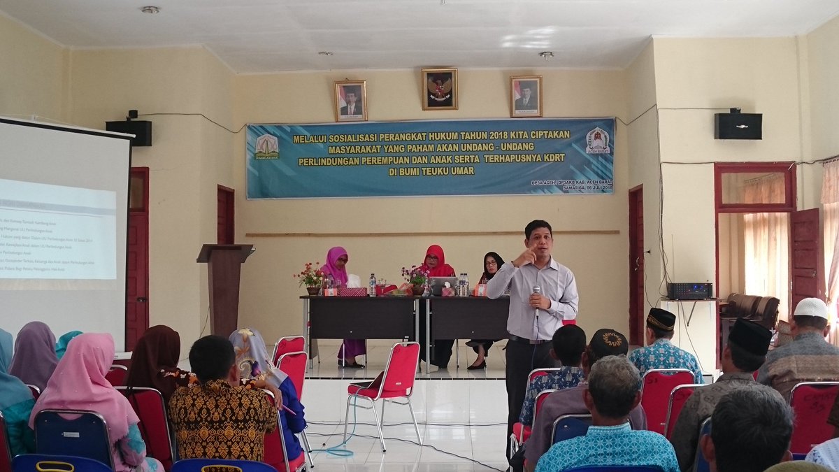 DPPPA_ACEH's tweet photo. Sosialisasi Perangkat Hukum Tentang Perlindungan Anak dan Perempuan 
Aceh Barat, Tanggal 6 Juli 2018, @DPPPA_ACEH melakukan kegiatan tentang Sosialisasi tahap kedua tentang perlindungan anak dan Perempuan di Kabupaten Aceh Barat. https://t.co/xzkC0Rpio0