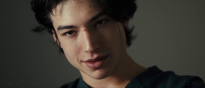 Ezra Miller is now 26 years old, happy birthday! Do you know this movie? 5 min to answer! 