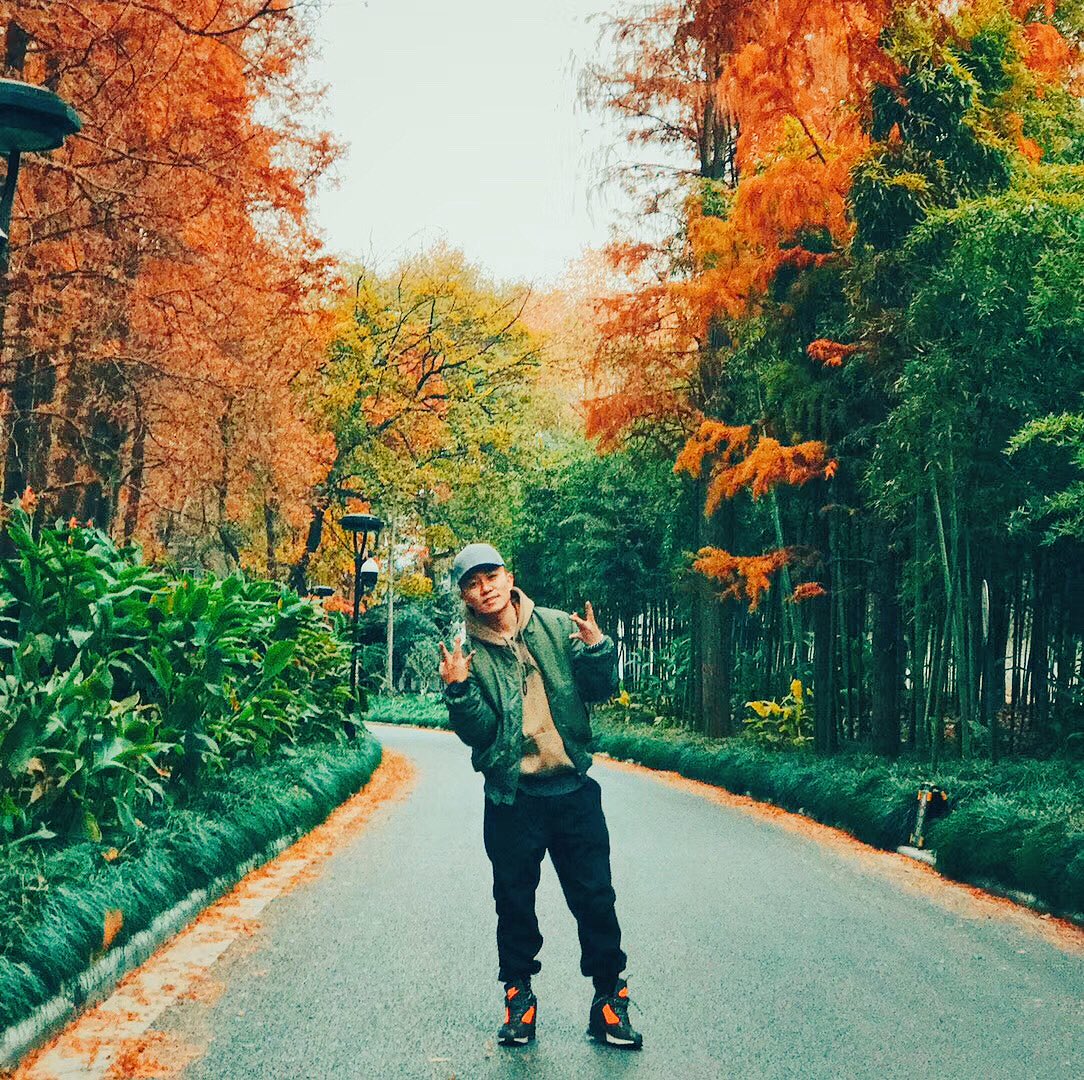 lvdaye313's tweet photo. 🤴of Rap in the streets of Somewhere.
请不要忘记按下面的按钮
#china
#AsiaRapGod
#ChinaFastestRapper
#followforfollowback https://t.co/O7JZ0ka62U