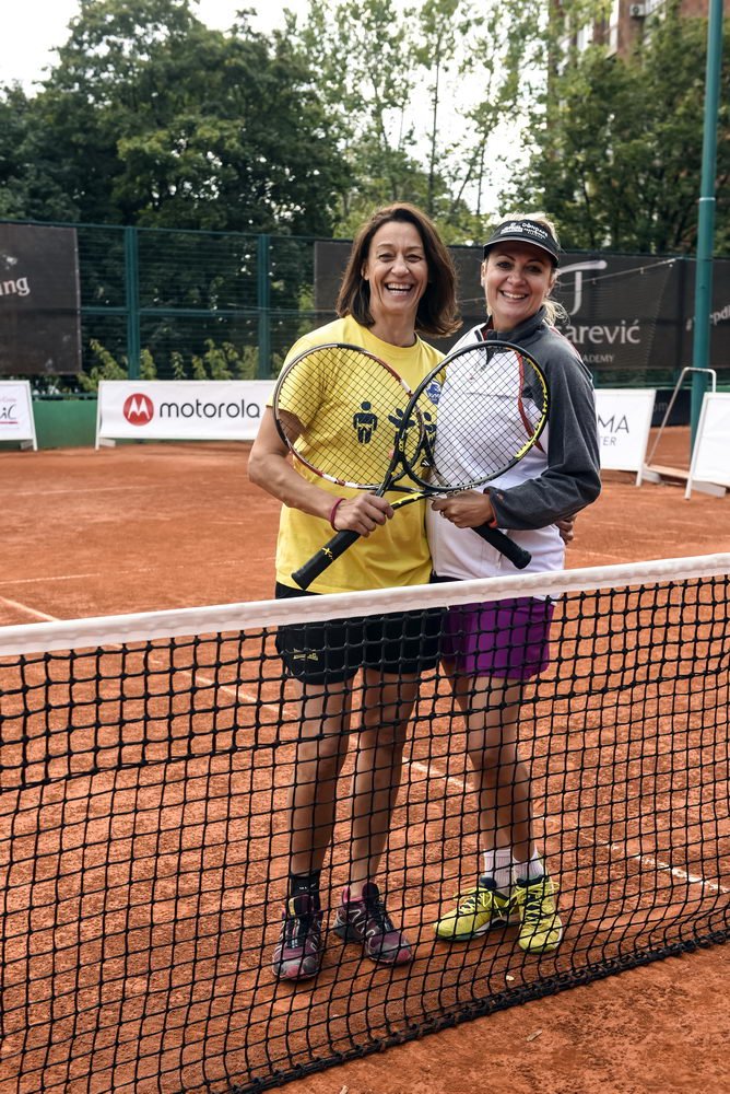 providencebgd's tweet photo. Zlatna Tanja Petrović! 🥇🥇🥇

Naša proslavljena karatistkinja Tanja Petrović nova je šampiona Porsche #teniskiturnirpoznatih2018. Ona je u spektakularnom finalu savladala Jellenu rezultatom 6:5 i tako nasledila prošlogodišnju šampionu Adrianu Čortan. https://t.co/4aSARlX4Ns