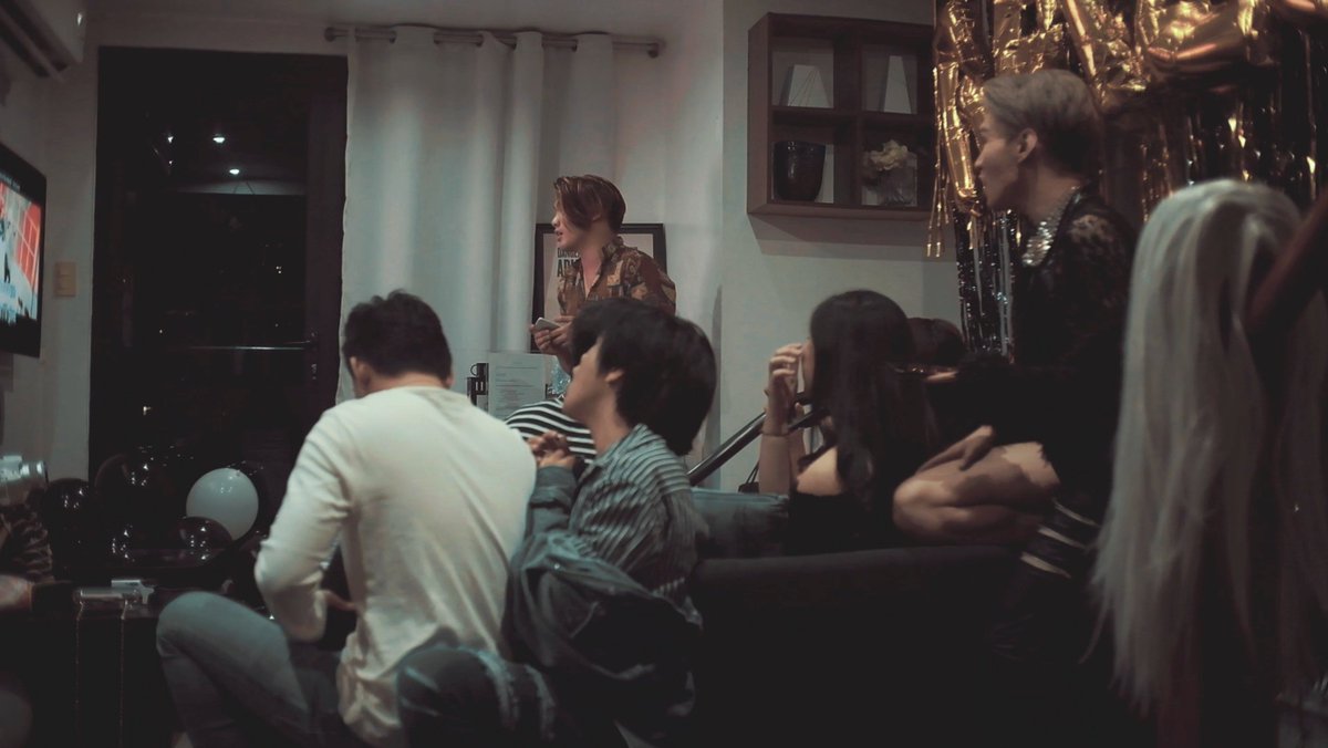 DomDimagmaliw's tweet photo. WOOOT! NEW VLOG!
Watch it here: https://t.co/ubZKi7fEHn
Sobrang busy ng weekend pero sobrang saya din! #EBloggersBall and then @RonPaoloLuna's #QuarterPAOrty!

Good times, man! https://t.co/9dKKjtKUVj