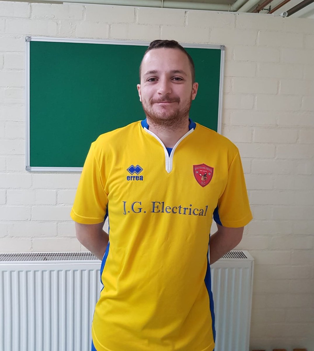 Special Shoutout to <a href="/lukeb092/">Luke Barber</a> today who scored an absolute wonder goals from at least 30 yards! 

Look how happy he is!