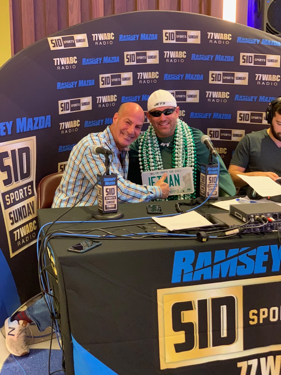 77WABCradio's tweet photo. ⁦@sidrosenberg⁩ live at the ⁦@HardRockHCAC⁩ for #SidSports Sunday! Coming up ⁦@NYJetman⁩ ⁦@therealjleyritz⁩ ⁦@RealPitino⁩ only here! https://t.co/0xDWFHO7k0